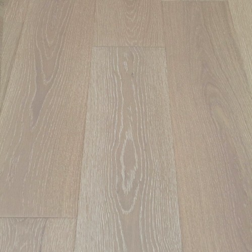 Wire Brushed Niseko White Oak Flooring - 7.5"